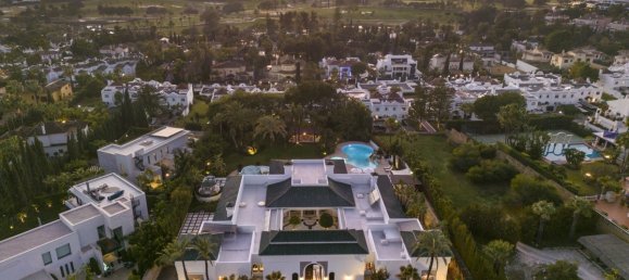 10 bedrooms Villa in Marbella, Spain No. 100509 24