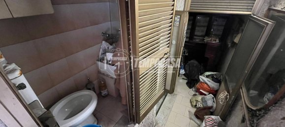 2 rooms Commercial property in Naples, Italy No. 264757 8