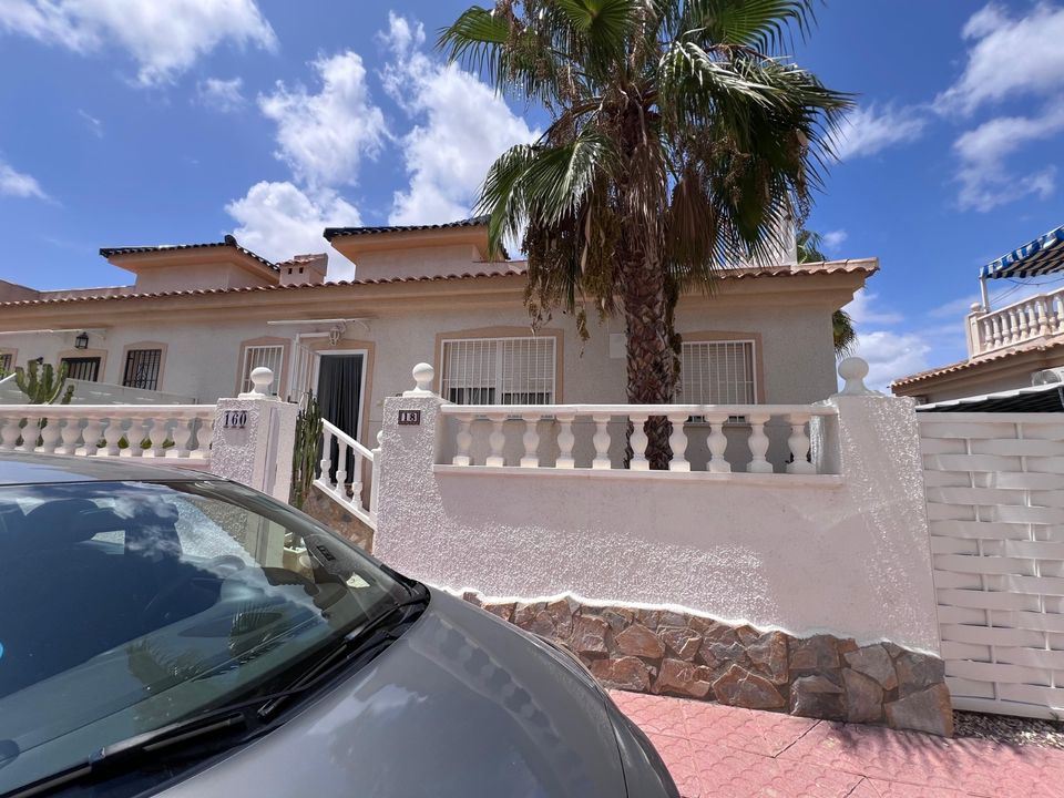 Villa de 2 dormitorios en Ciudad Quesada, Spain No. 188241