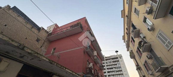 3 bedrooms Apartment in Naples, Italy No. 273374 14