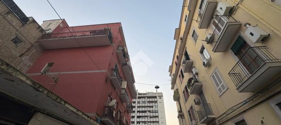 3 bedrooms Apartment in Naples, Italy No. 273374 7