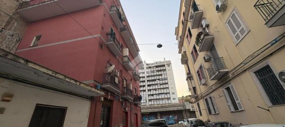 3 bedrooms Apartment in Naples, Italy No. 273374 11