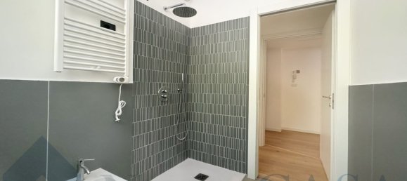 2-Zimmer Wohnung in Milan, Italy, Nr. 269883 10