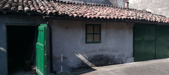 8 rooms House in San Giovanni in Croce, Italy No. 86041 11