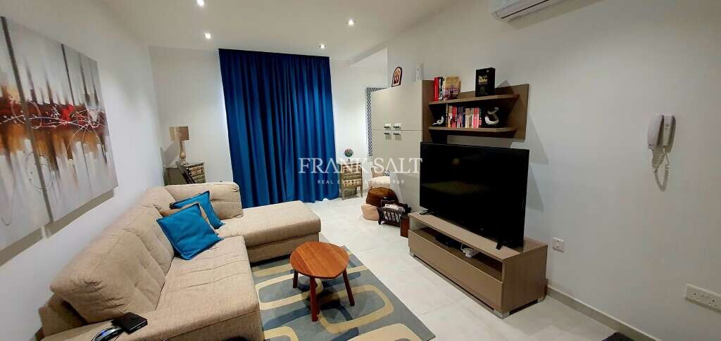 3 bedrooms Apartment in Ghajnsielem, Malta No. 6141