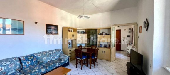Apartamento de 3 dormitorios en Cernobbio, Italy No. 327073 3