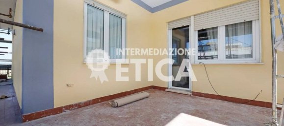 2 Schlafzimmer Penthouse in Pomezia, Italy, Nr. 273879 11