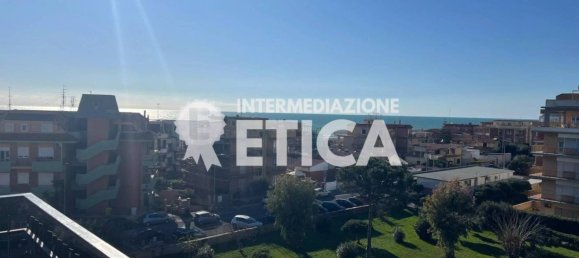 2 Schlafzimmer Penthouse in Pomezia, Italy, Nr. 273879 2