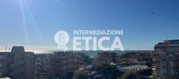 2 Schlafzimmer Penthouse in Pomezia, Italy, Nr. 273879 4