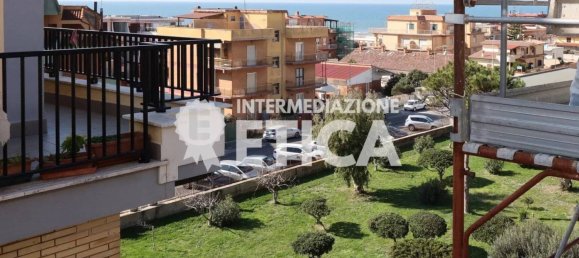 2 Schlafzimmer Penthouse in Pomezia, Italy, Nr. 273879 8
