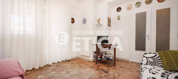 2 Schlafzimmer Penthouse in Pomezia, Italy, Nr. 273879 40