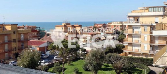 2 Schlafzimmer Penthouse in Pomezia, Italy, Nr. 273879 9