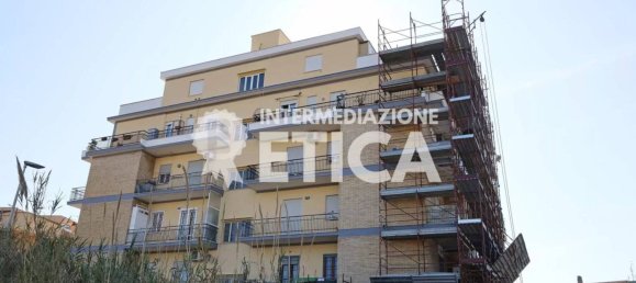 2 Schlafzimmer Penthouse in Pomezia, Italy, Nr. 273879 43