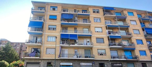 3 bedrooms Apartment in Turin, Italy No. 350197 8