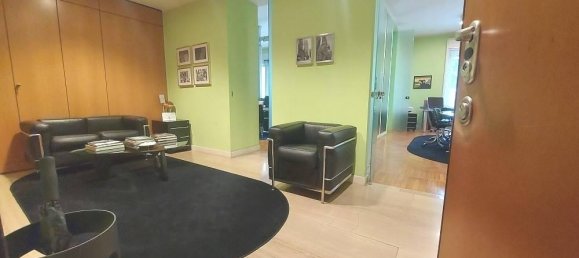 4 rooms Apartment in Milan, Italy No. 247851 2