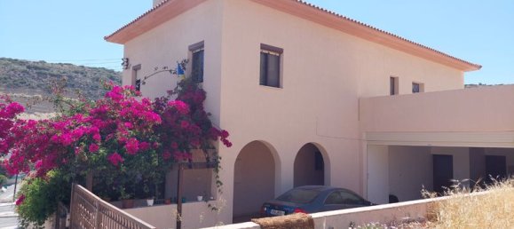 4 bedrooms Villa for sale in Germasogeia, Limassol, Cyprus № 9502 13