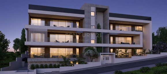 3 bedrooms Apartment in Limassol, Cyprus No. 1379 2