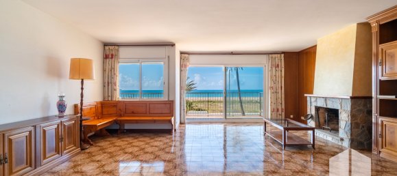 Квартира с 3 спальнями в Кастельдефельс, Испания № 174375 7