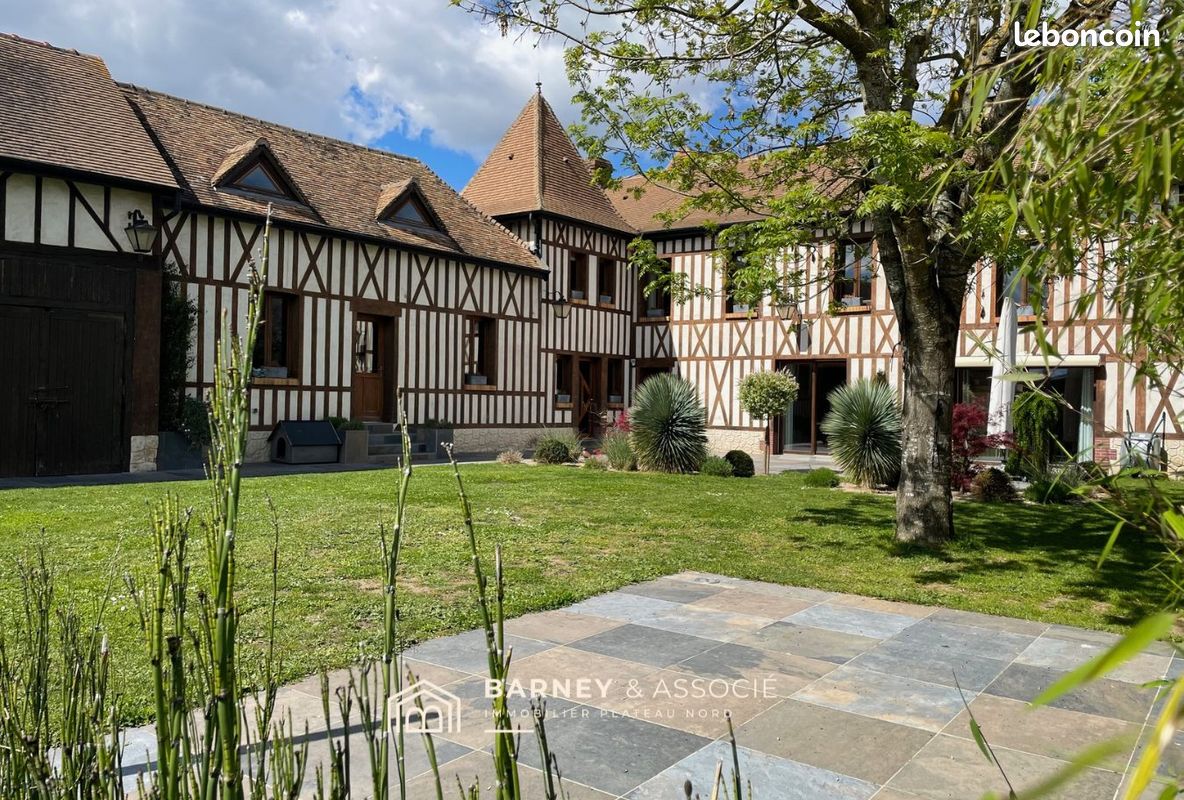 5 bedrooms House in Eure, France No. 362142