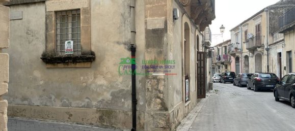 5 rooms House in Modica, Italy No. 45968 6