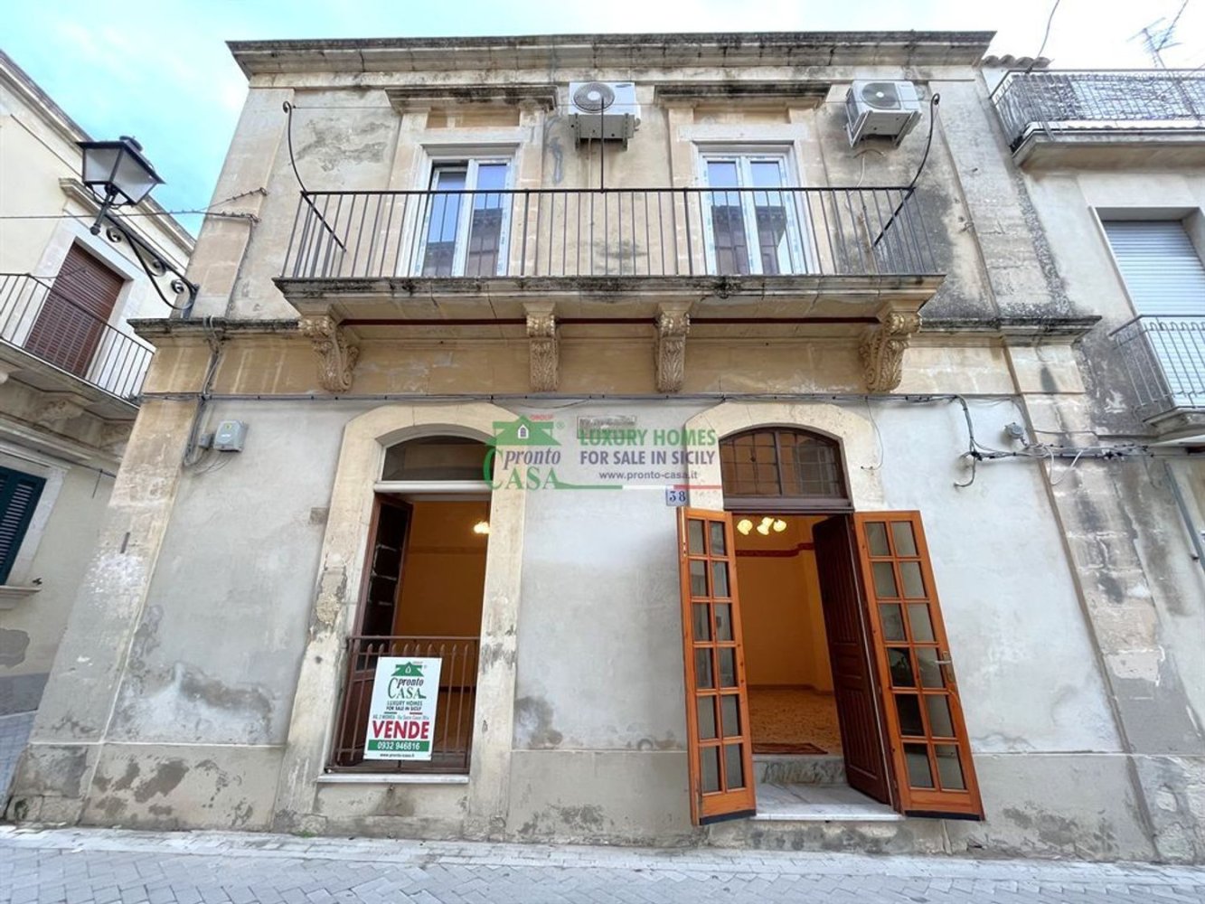 5 rooms House in Modica, Italy No. 45968