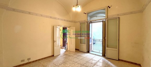 5 rooms House in Modica, Italy No. 45968 12