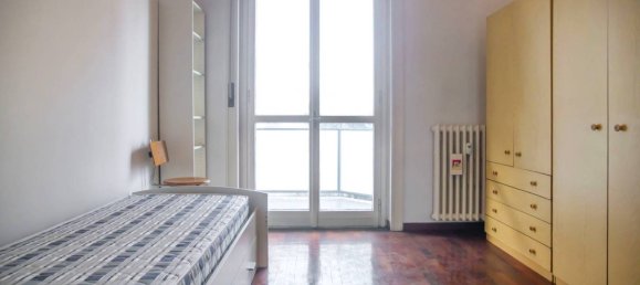 1 bedroom Apartment in Milan, Italy No. 351641 10