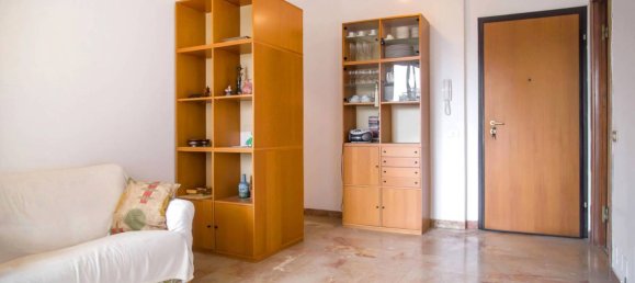 1 bedroom Apartment in Milan, Italy No. 351641 4