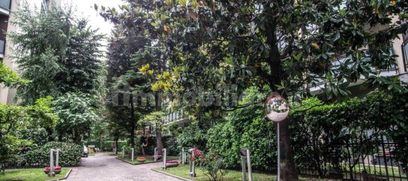 1 bedroom Apartment in Milan, Italy No. 351641 15