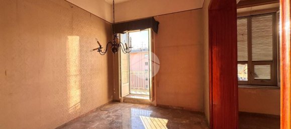 3 bedrooms Apartment in Naples, Italy No. 62795 7