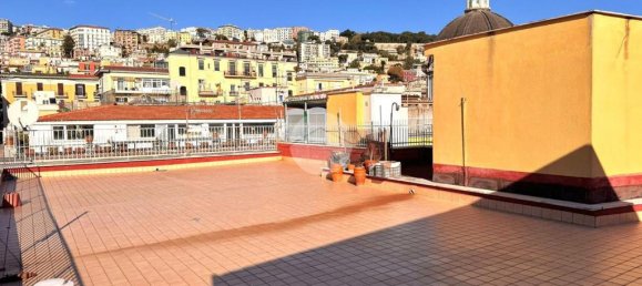 3 bedrooms Apartment in Naples, Italy No. 62795 27