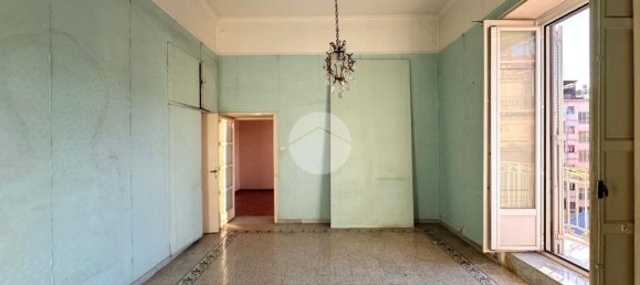 3 bedrooms Apartment in Naples, Italy No. 62795 20