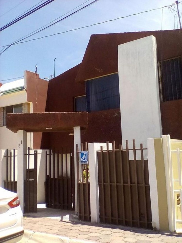 3 bedrooms House in Queretaro, Mexico No. 189250