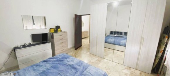 Квартира с 3 комнатами в Бари, Италия № 20516 5