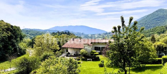 3 bedrooms Villa in Serle, Italy No. 295935 8