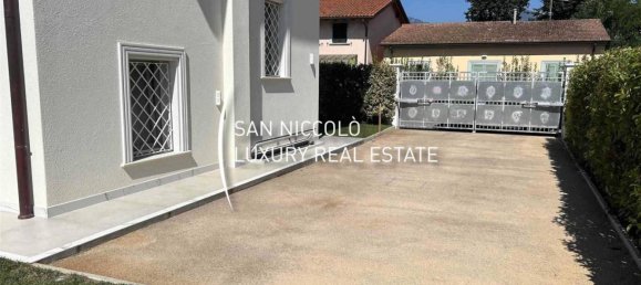 4 غرف نوم فيلا في Pietrasanta, Italy رقم 214376 5