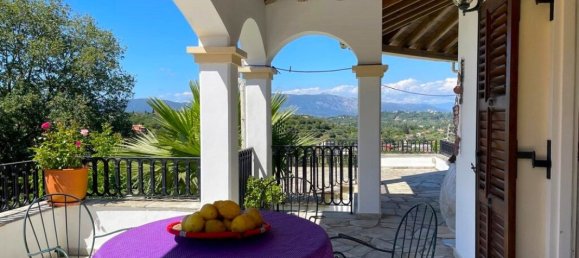 5 bedrooms Villa in Corfu, Greece No. 8305 2