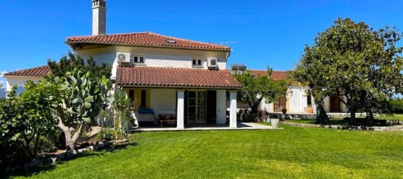 5 bedrooms Villa in Corfu, Greece No. 8305 4