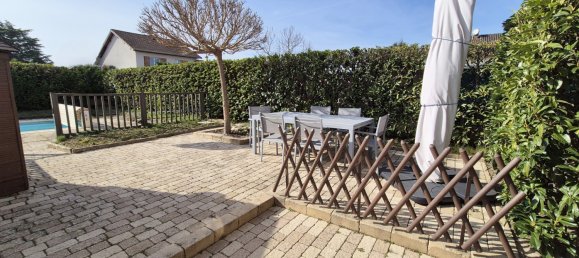 Вилла с 4 спальнями в Кремьё, Франция № 204623 3