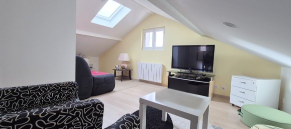 Вилла с 4 спальнями в Кремьё, Франция № 204623 17