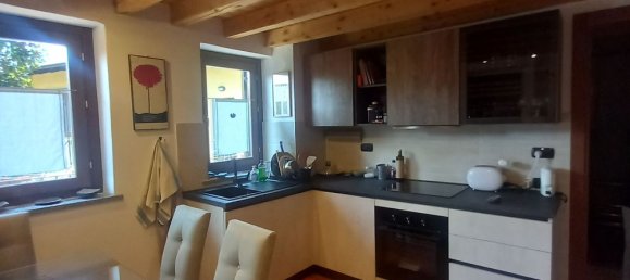 Duplex de 2 divisões em Somma Lombardo, Italy N.º 176024 2