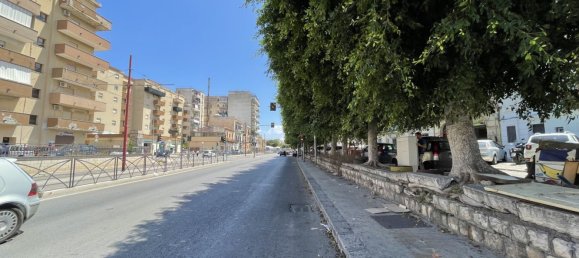 4-Zimmer Wohnung in Palermo, Italy, Nr. 290988 2