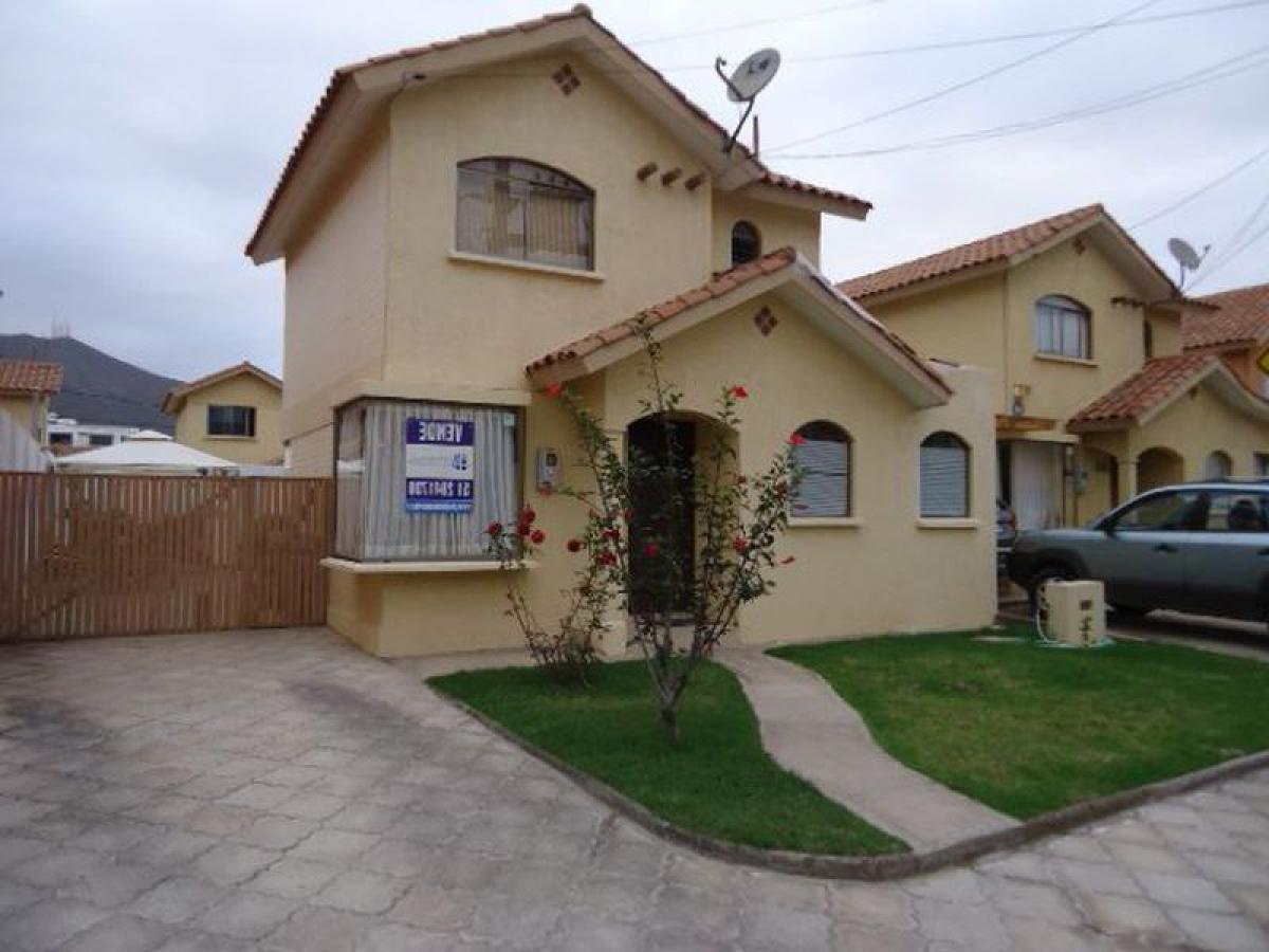 3 bedrooms House in Coquimbo, Chile No. 4903