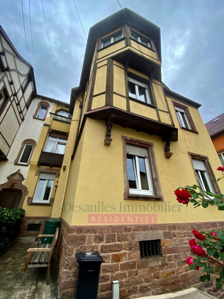 6 bedrooms Building in Colmar, France No. 152663