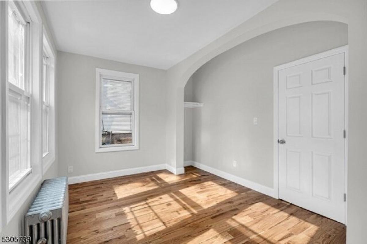 7 Schlafzimmer Haus in Newark, USA, Nr. 441188