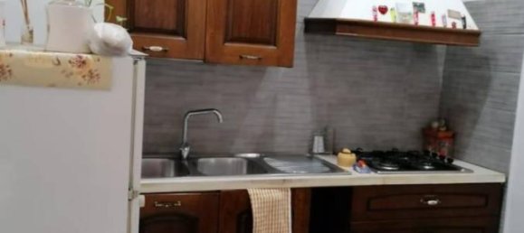 Studio in Naples, Italy No. 21016 2