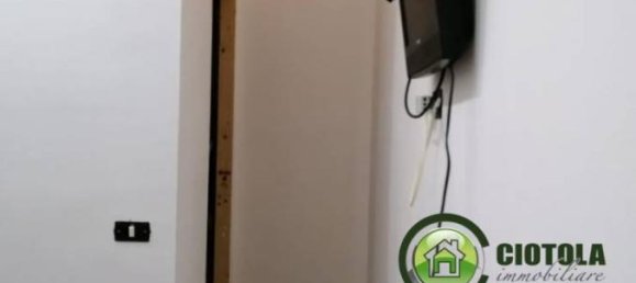 Studio in Naples, Italy No. 21016 5