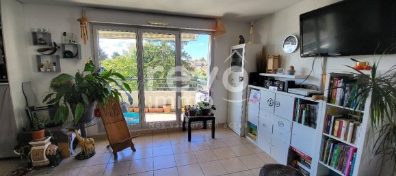 2 bedrooms Apartment in Mionnay, France No. 287577 4