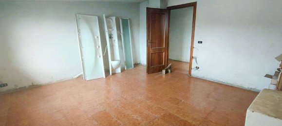Apartamento de 6 divisões em San Giustino, Italy N.º 281198 14