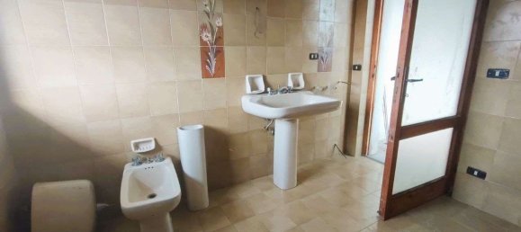 Apartamento de 6 divisões em San Giustino, Italy N.º 281198 11